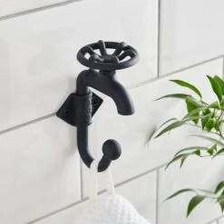 Vintage Tap Wall Hooks