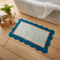 Heart And Soul Scallop Bath Mat