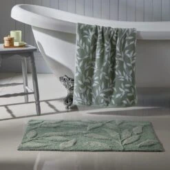 Dreams And Drapes Sandringham Bath Mat