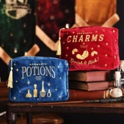 Harry Potter Alumni Charms Wash Bag 9 Harry Potter Alumni Charms Wash Bag -Elements Bathroom Deals Store 30963307 alt04